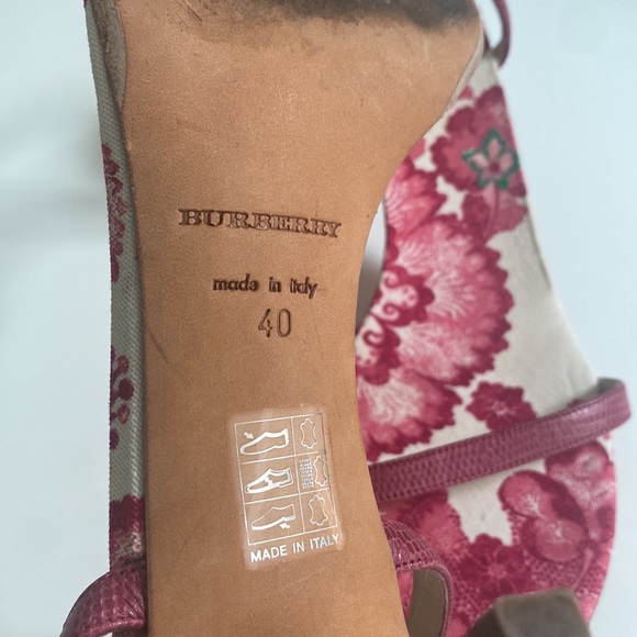 Burberry floral heels - Picture 3 of 7